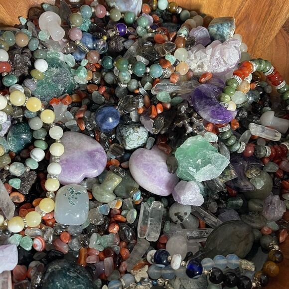 Crystal Confetti, Raw Fluorite, Bracelets, Labradorite Chips, Palms, Hearts - Picture 4 of 10